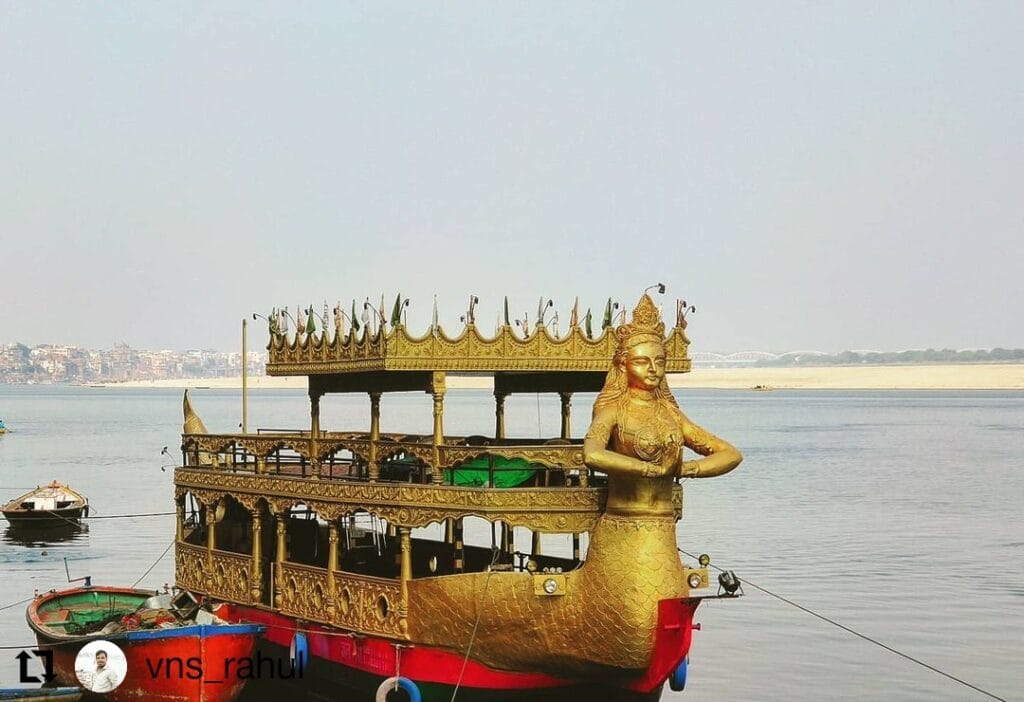 Jalpari of Assi Ghat