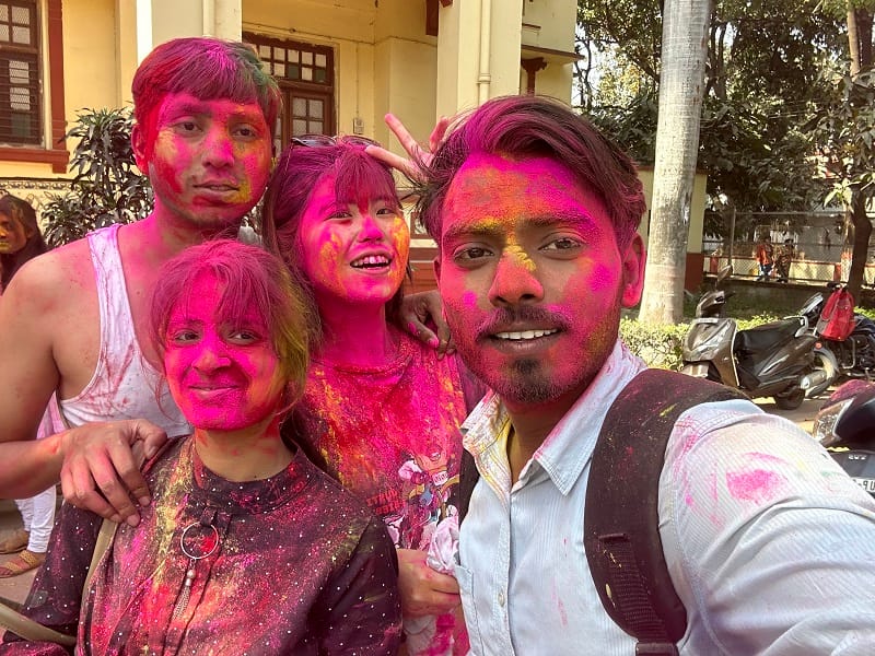 Reina Holi